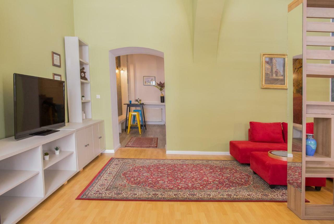 City Light Apartment Timişoara Extérieur photo